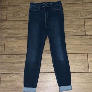 🌿 HIGH RiSE EXTREME SKINNY HOLLISTER JEANS